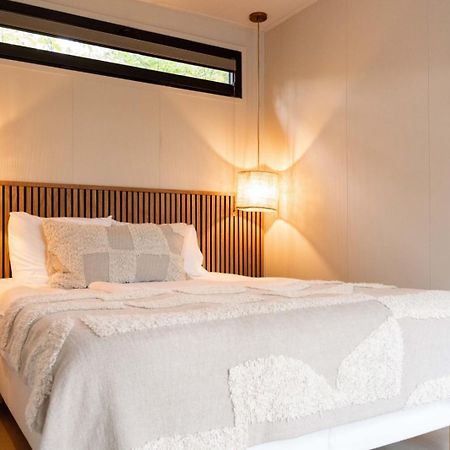 Luxe Tiny House Stec Midden Op De Veluwe In Nunspeet Villa Exterior photo